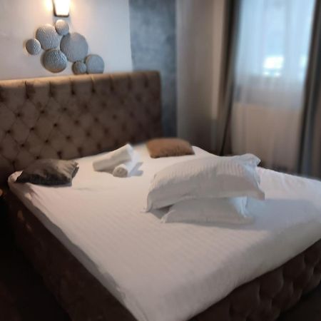 Hotel La Protap Călimăneşti Exterior foto