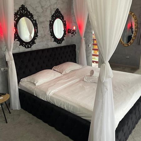 Hotel La Protap Călimăneşti Exterior foto